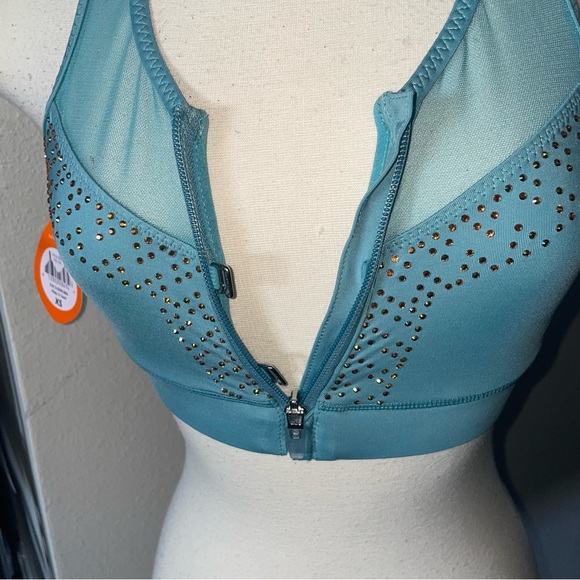 Handful Sports Bra- NBA NFL IFL WHL Pro Cheer Pro Dance Audition Top - Picture 5 of 7